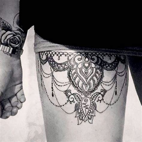 tatouage cuisse femme